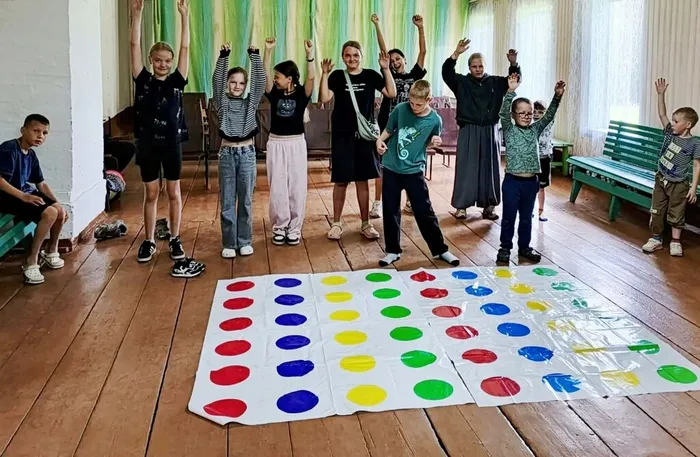 03.